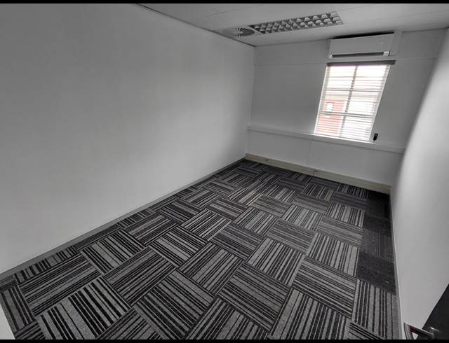 528M² OFFICE TO LET IN FOURWAYS